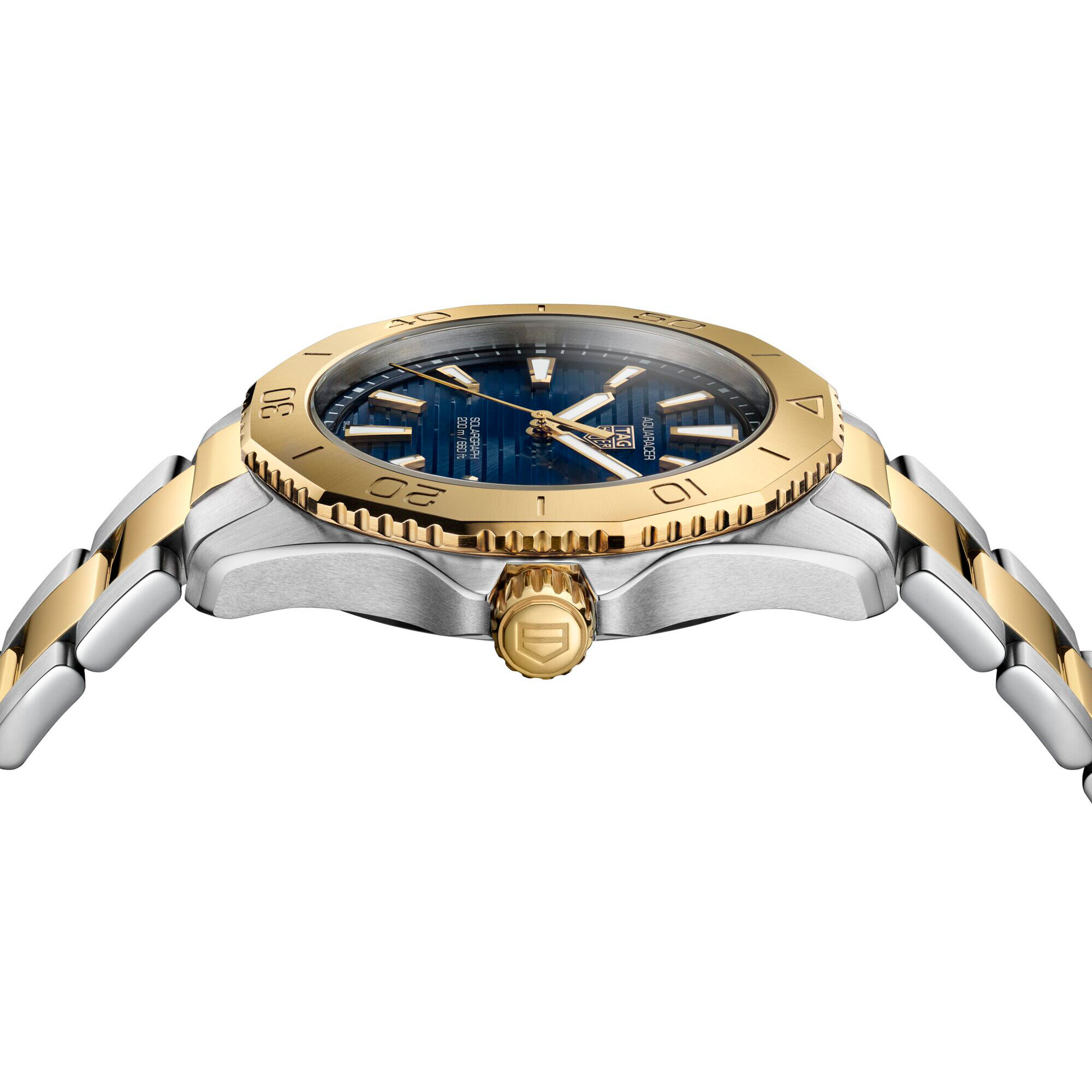 TAG Heuer Aquaracer Professional 200 Solargraph 40 mm Stainless